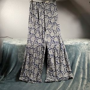 GUC June & Hudson Pants
